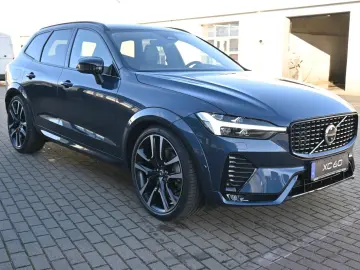 VOLVO XC60 B5 Benzin AWD Ultra Dark PANO 360  LUFT ACC