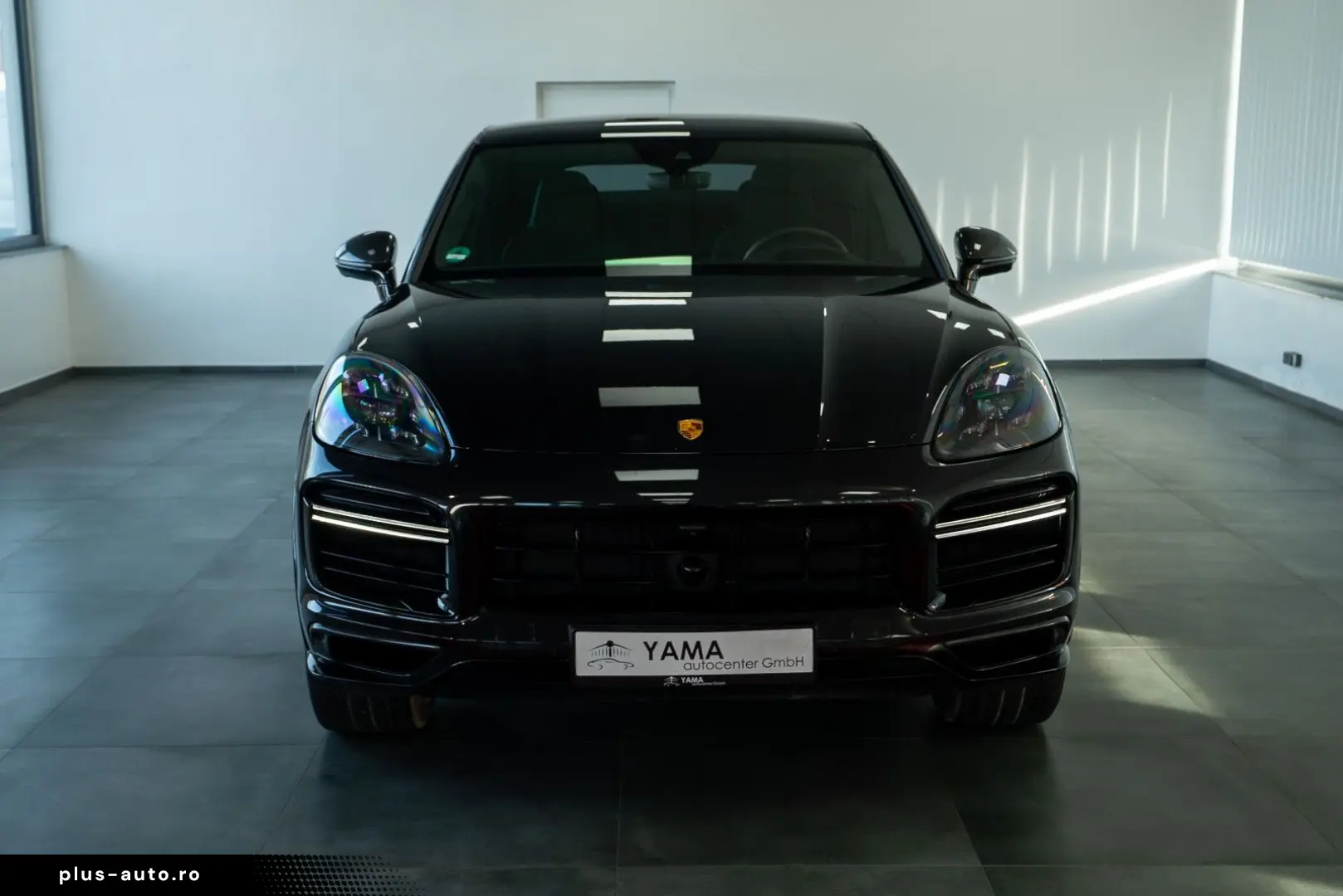 PORSCHE Cayenne Coupe Turbo S E-Hybrid CARBON