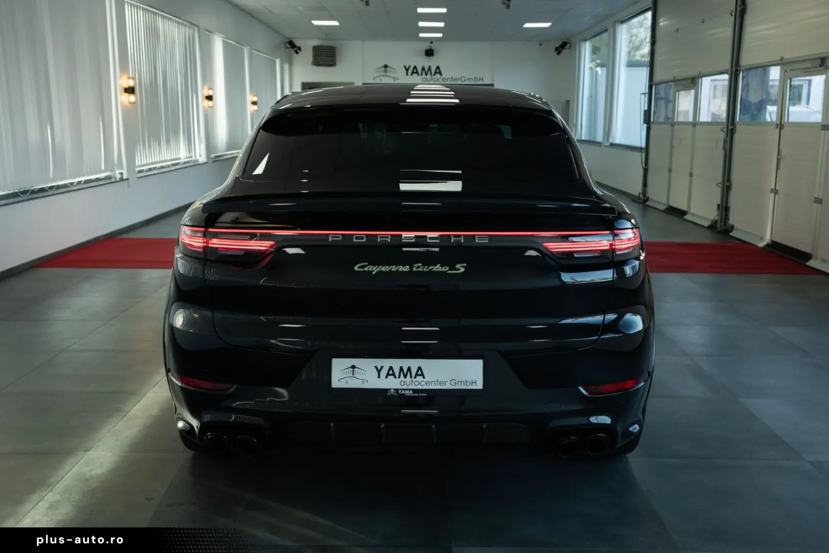 PORSCHE Cayenne Coupe Turbo S E-Hybrid CARBON