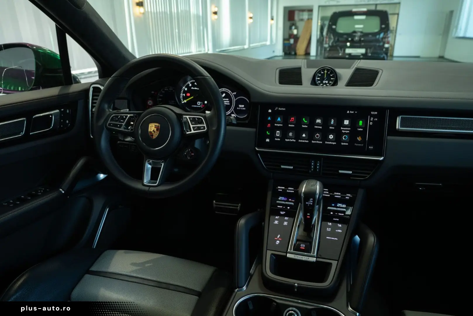 PORSCHE Cayenne Coupe Turbo S E-Hybrid CARBON