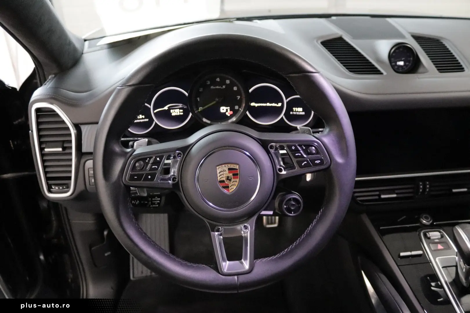 PORSCHE Cayenne Coupe Turbo S E-Hybrid CARBON