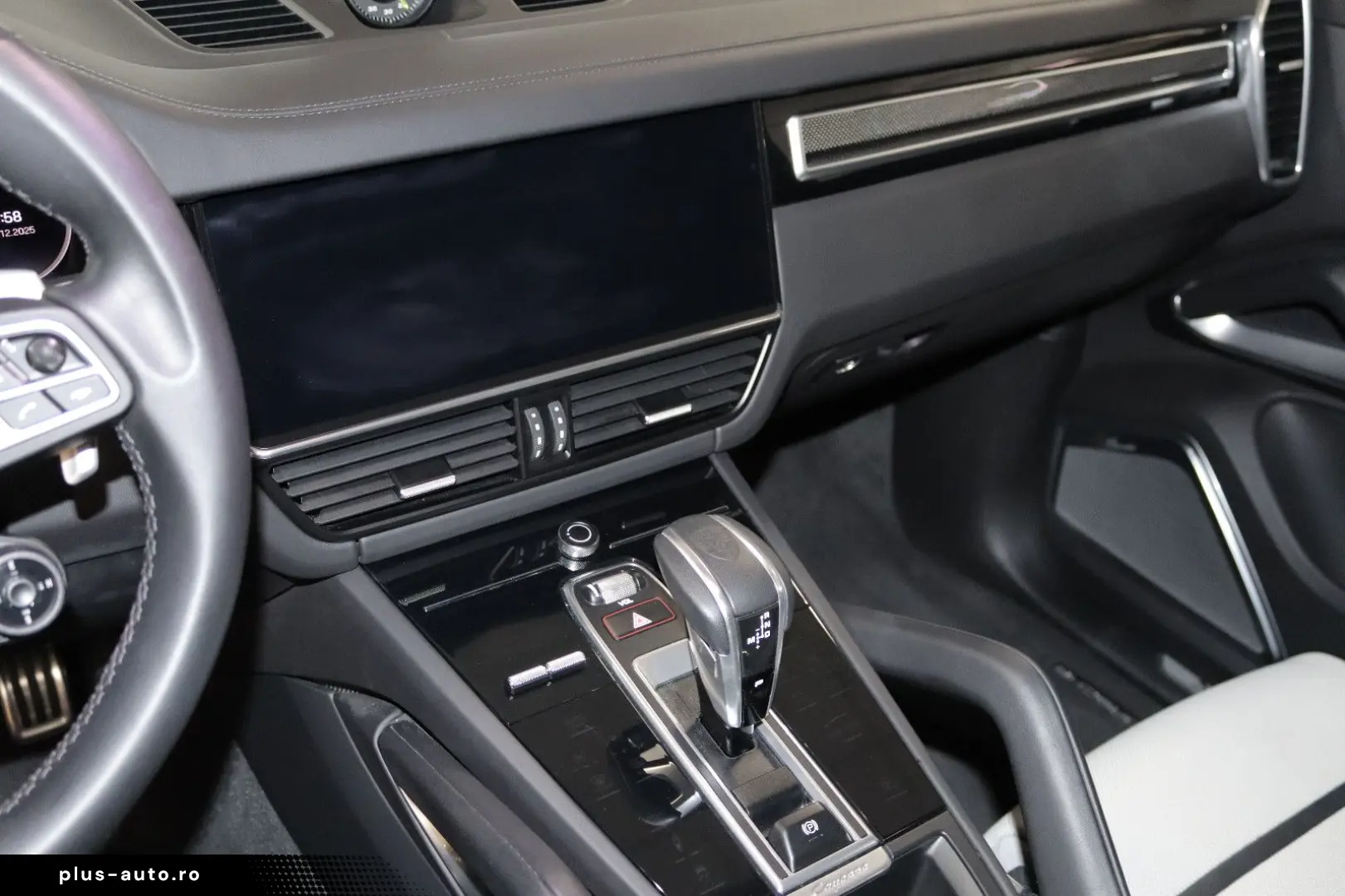 PORSCHE Cayenne Coupe Turbo S E-Hybrid CARBON