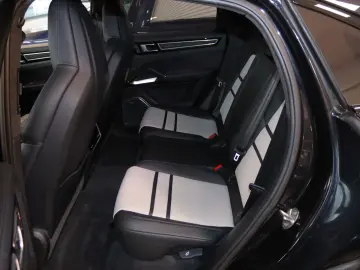 PORSCHE Cayenne Coupe Turbo S E-Hybrid CARBON