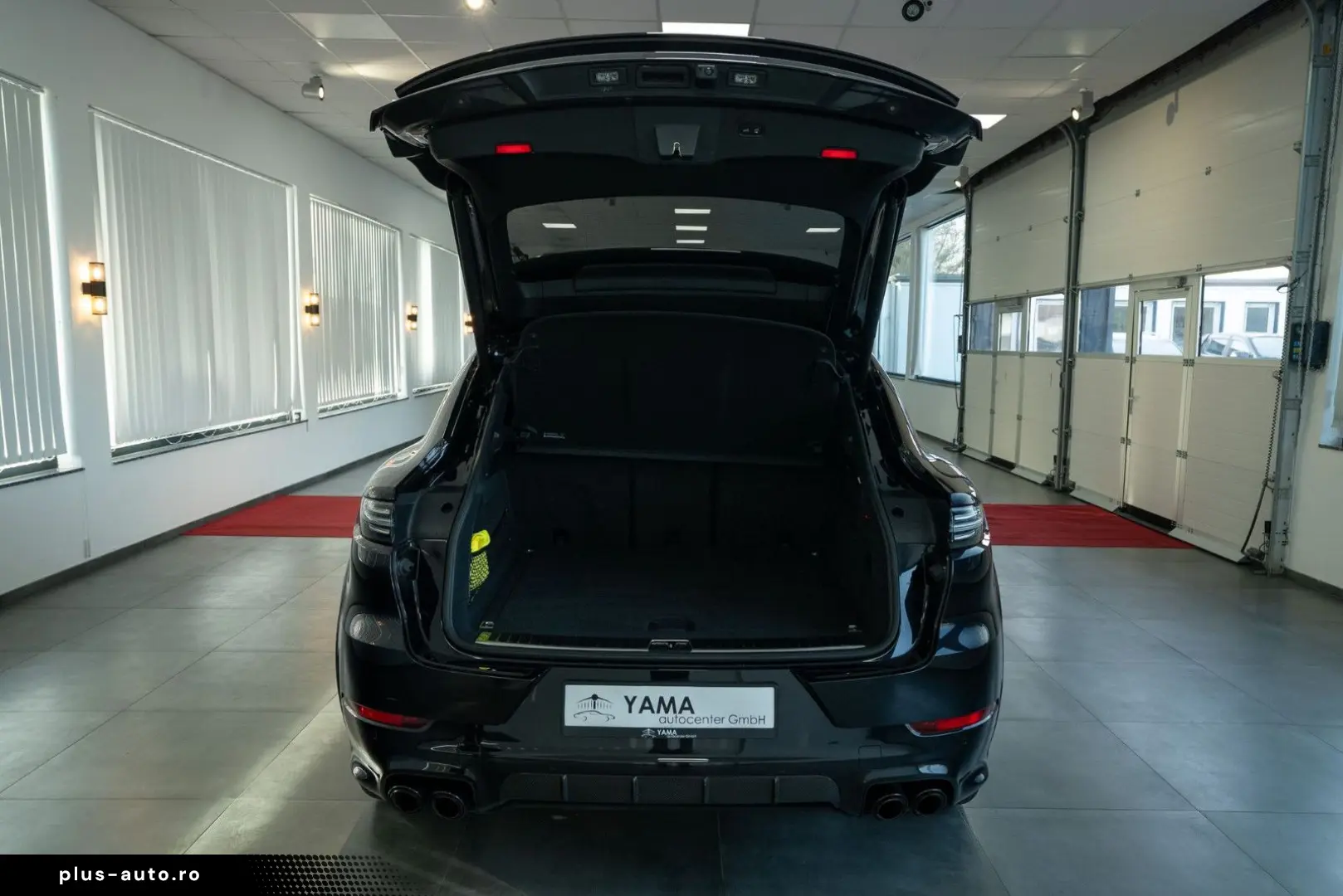 PORSCHE Cayenne Coupe Turbo S E-Hybrid CARBON