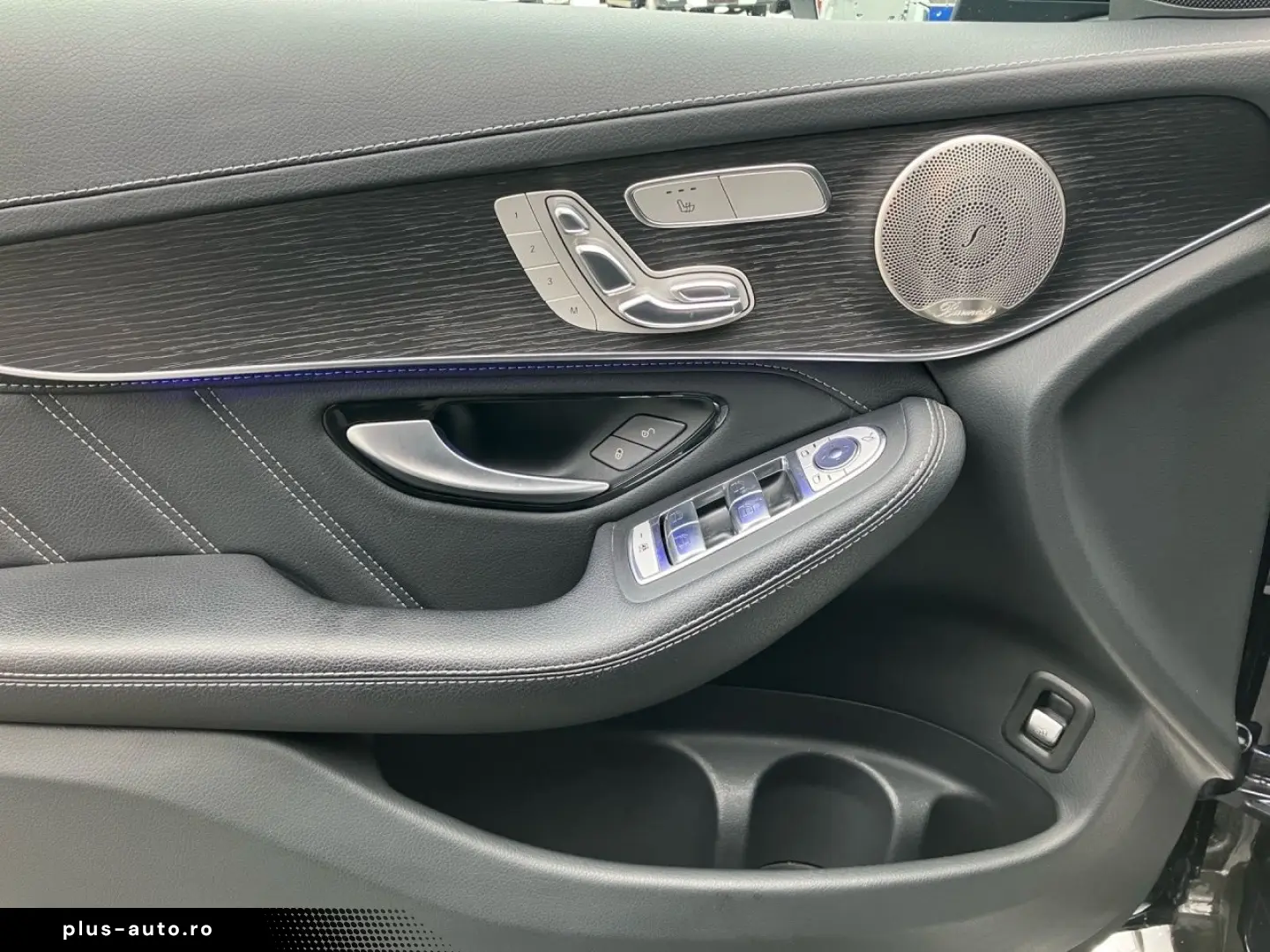 MERCEDES-BENZ GLC 63AMG 4M PANO HEADUP AHK BUR DISTR 360 AIR