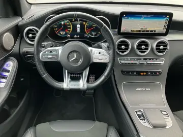 MERCEDES-BENZ GLC 63AMG 4M PANO HEADUP AHK BUR DISTR 360 AIR