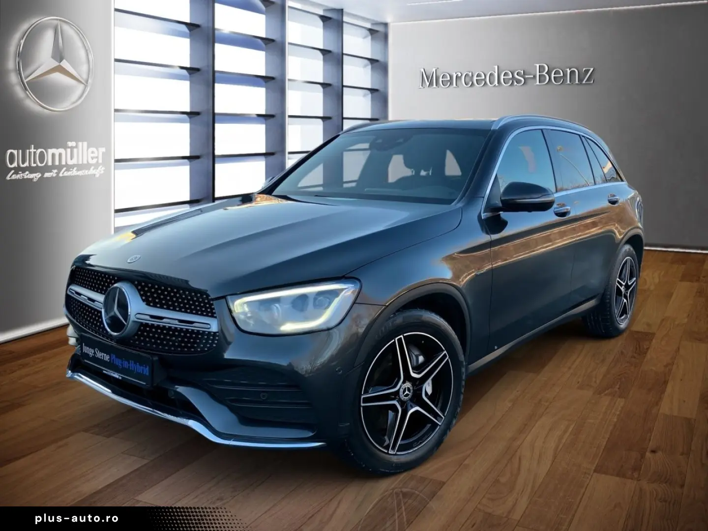 MERCEDES-BENZ GLC 300de 4M AMG LUFTFED AHK PANO MULTIB DISTR