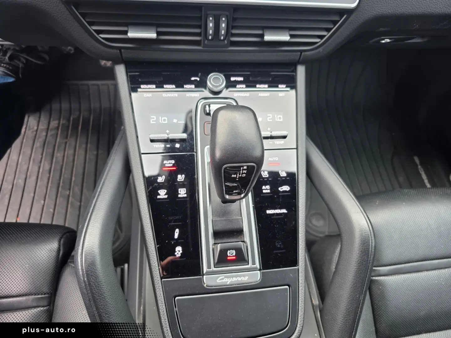 PORSCHE Cayenne E-Hybrid Panaroma HUD LED