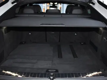 BMW X6 xDrive30d M Sport Laser Pano AHK Mild Hybrid