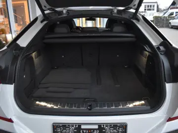 BMW X6 xDrive30d M Sport Laser Pano AHK Mild Hybrid