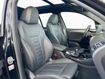 BMW X3 xDr20i M Sport AHK Pano Laser H K HuD St Go