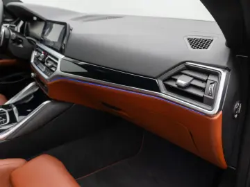 BMW M4 Competition xD 360 HUD H K DAB Laser Klimasit