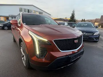 CADILLAC XT4 Premium Luxury AWD