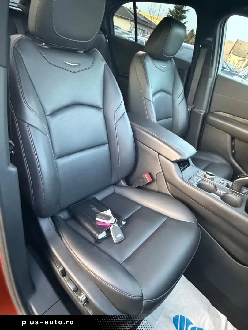 CADILLAC XT4 Premium Luxury AWD