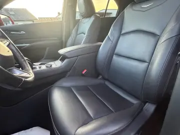 CADILLAC XT4 Premium Luxury AWD