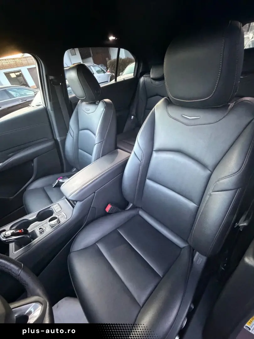 CADILLAC XT4 Premium Luxury AWD