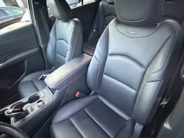 CADILLAC XT4 Premium Luxury AWD