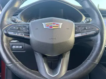 CADILLAC XT4 Premium Luxury AWD