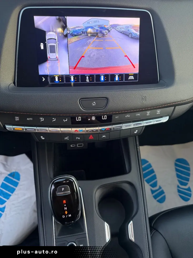 CADILLAC XT4 Premium Luxury AWD