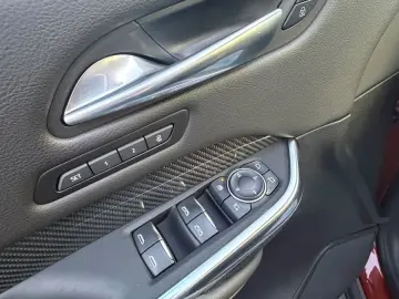 CADILLAC XT4 Premium Luxury AWD