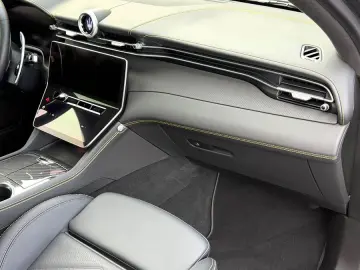 MASERATI Grecale Trofeo  360 Pano HUD Sonus