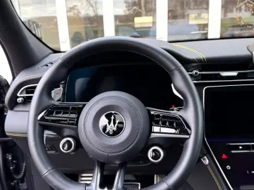 MASERATI Grecale Trofeo  360 Pano HUD Sonus