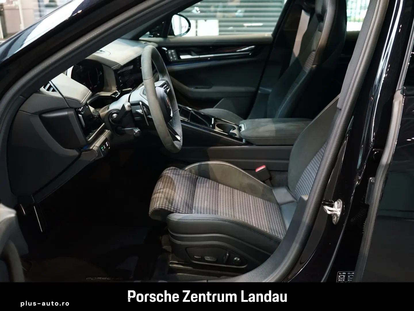 PORSCHE Panamera 4S E-Hybrid Active-Ride Head-Up BOSE