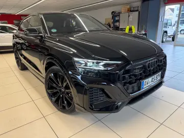 AUDI Q8 50 TDI quattro Black Edition 23  Masage