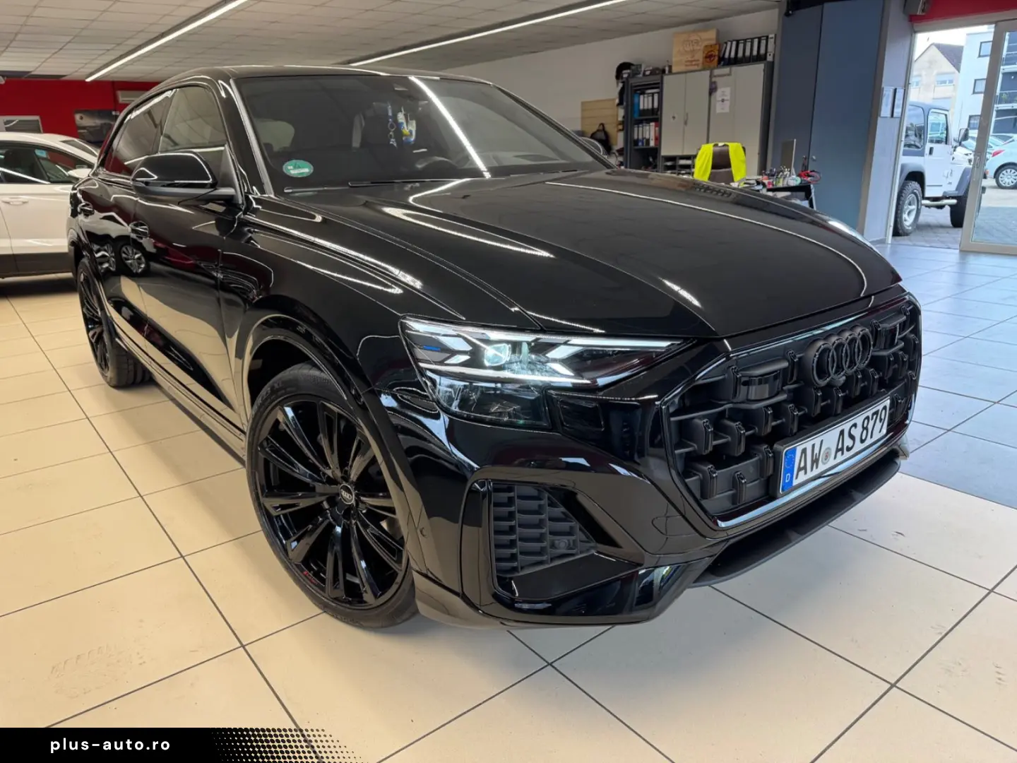 AUDI Q8 50 TDI quattro Black Edition 23  Masage