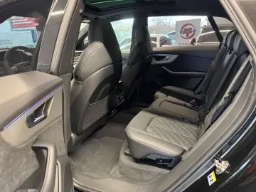 AUDI Q8 50 TDI quattro Black Edition 23  Masage