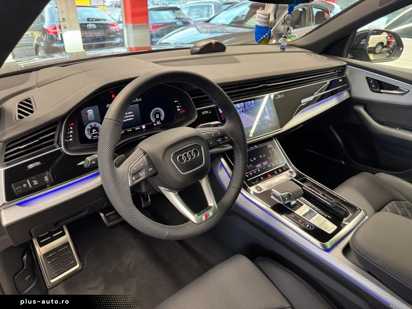 AUDI Q8 50 TDI quattro Black Edition 23  Masage