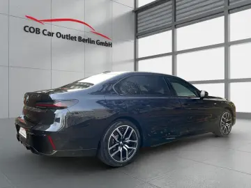 BMW 740 d xDrive M Sport Pro INDIV Theater TV