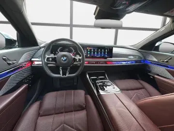 BMW 740 d xDrive M Sport Pro INDIV Theater TV