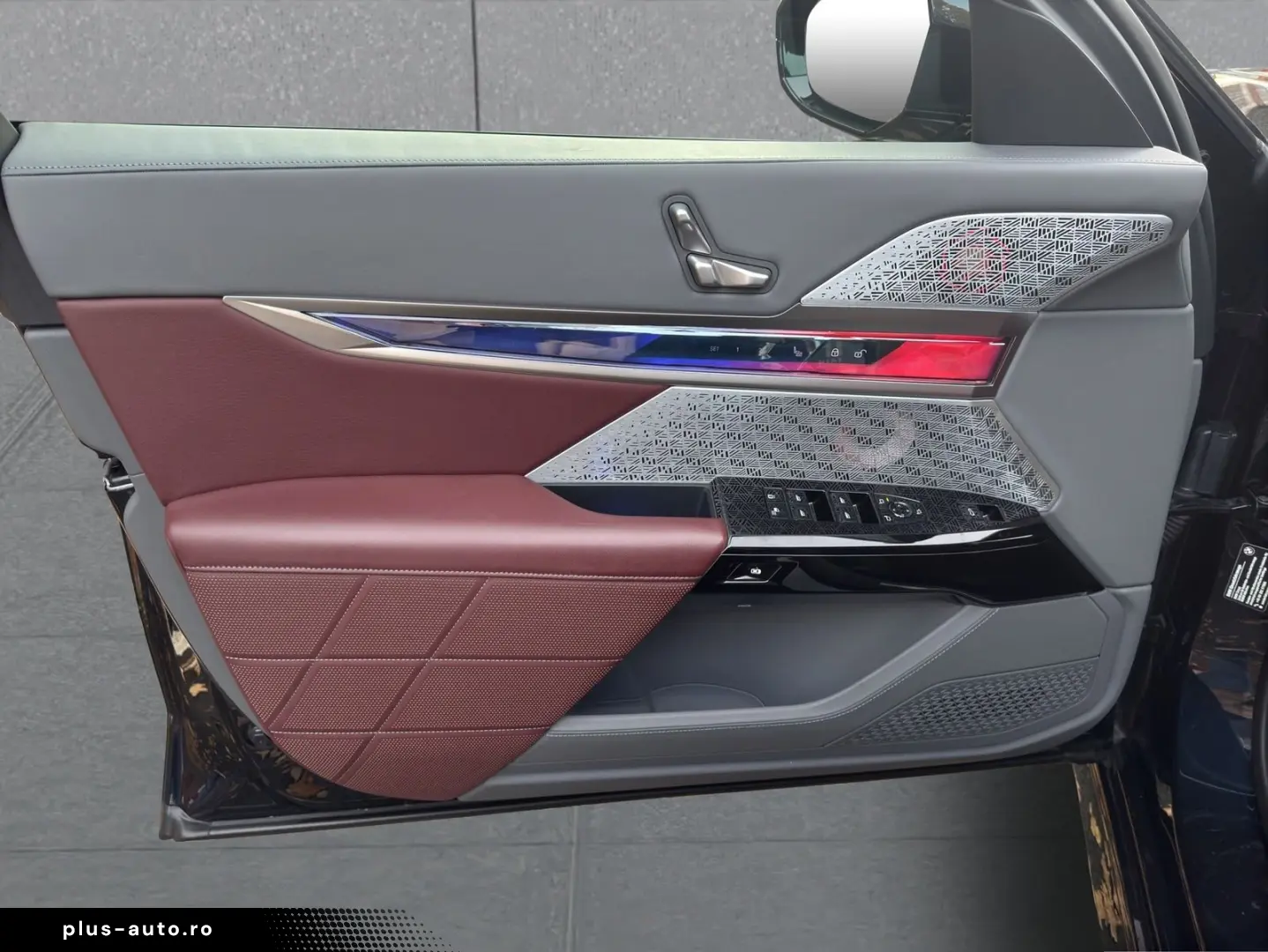 BMW 740 d xDrive M Sport Pro INDIV Theater TV