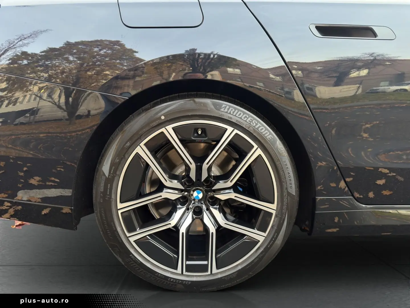 BMW 740 d xDrive M Sport Pro INDIV Theater TV