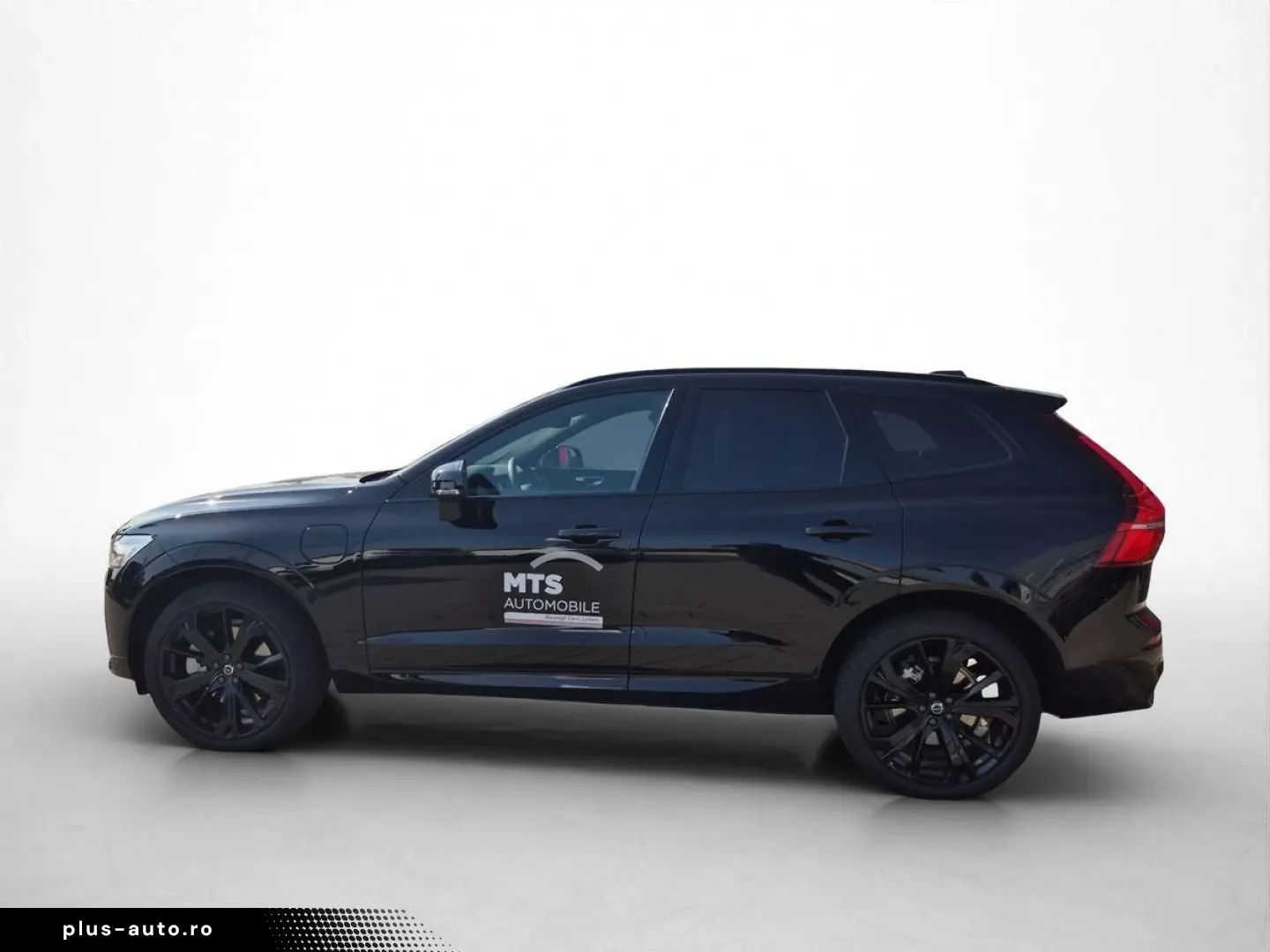 VOLVO XC60 T6 AWD Plus Black Edition HUD PANO H K 21