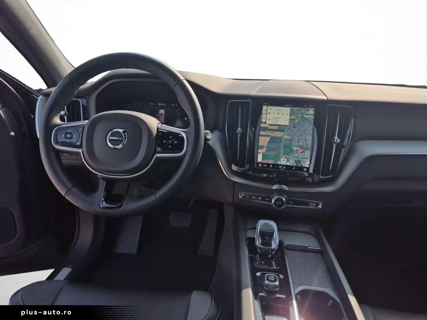 VOLVO XC60 T6 AWD Plus Black Edition HUD PANO H K 21