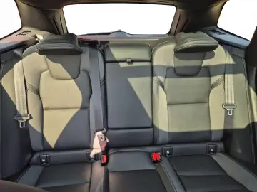 VOLVO XC60 T6 AWD Plus Black Edition HUD PANO H K 21