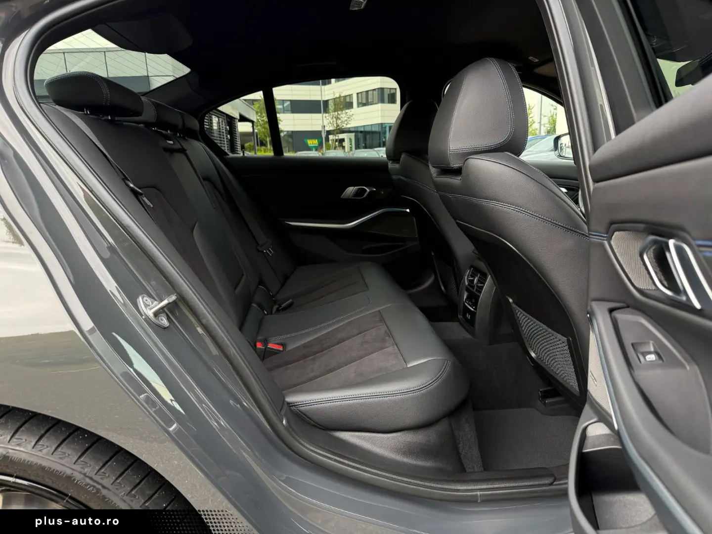 BMW 320d xD M Sport 19  ACC HuD h k  StHzg