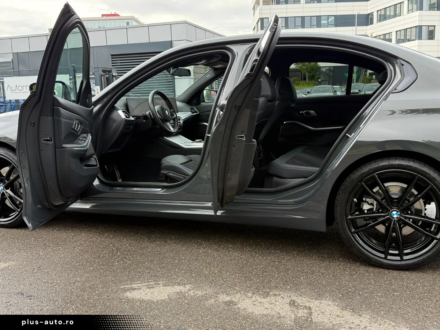 BMW 320d xD M Sport 19  ACC HuD h k  StHzg