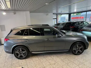 MERCEDES-BENZ GLC 300 4Ma AMG NAVI LED DISTR HUD MEMORY