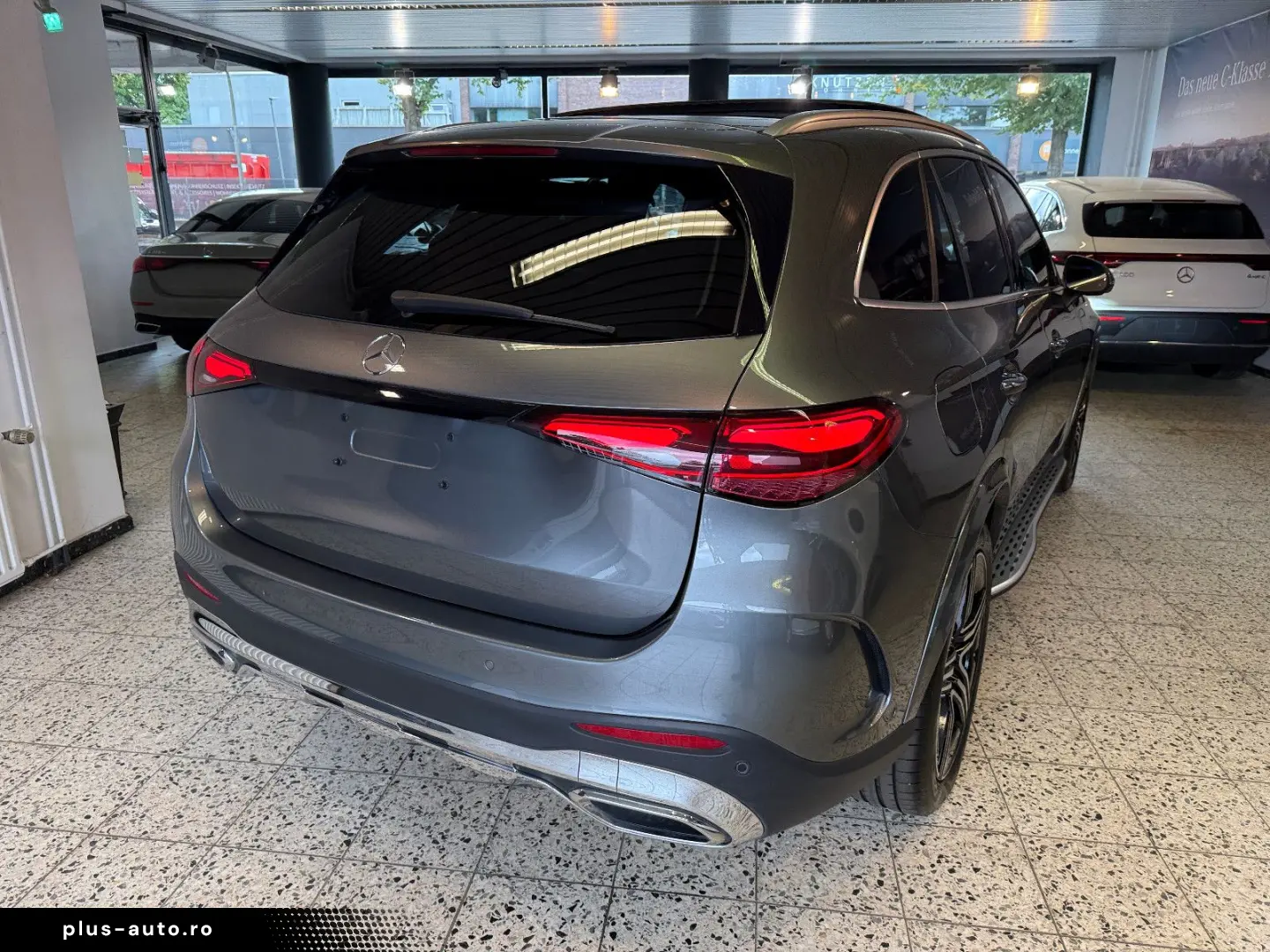 MERCEDES-BENZ GLC 300 4Ma AMG NAVI LED DISTR HUD MEMORY