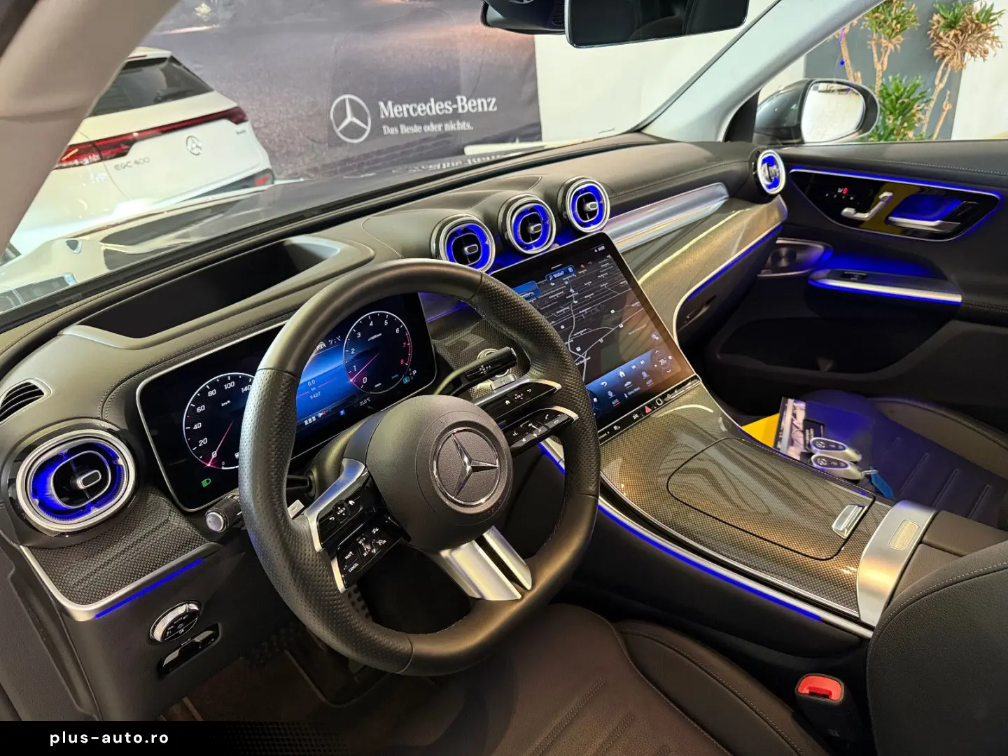 MERCEDES-BENZ GLC 300 4Ma AMG NAVI LED DISTR HUD MEMORY