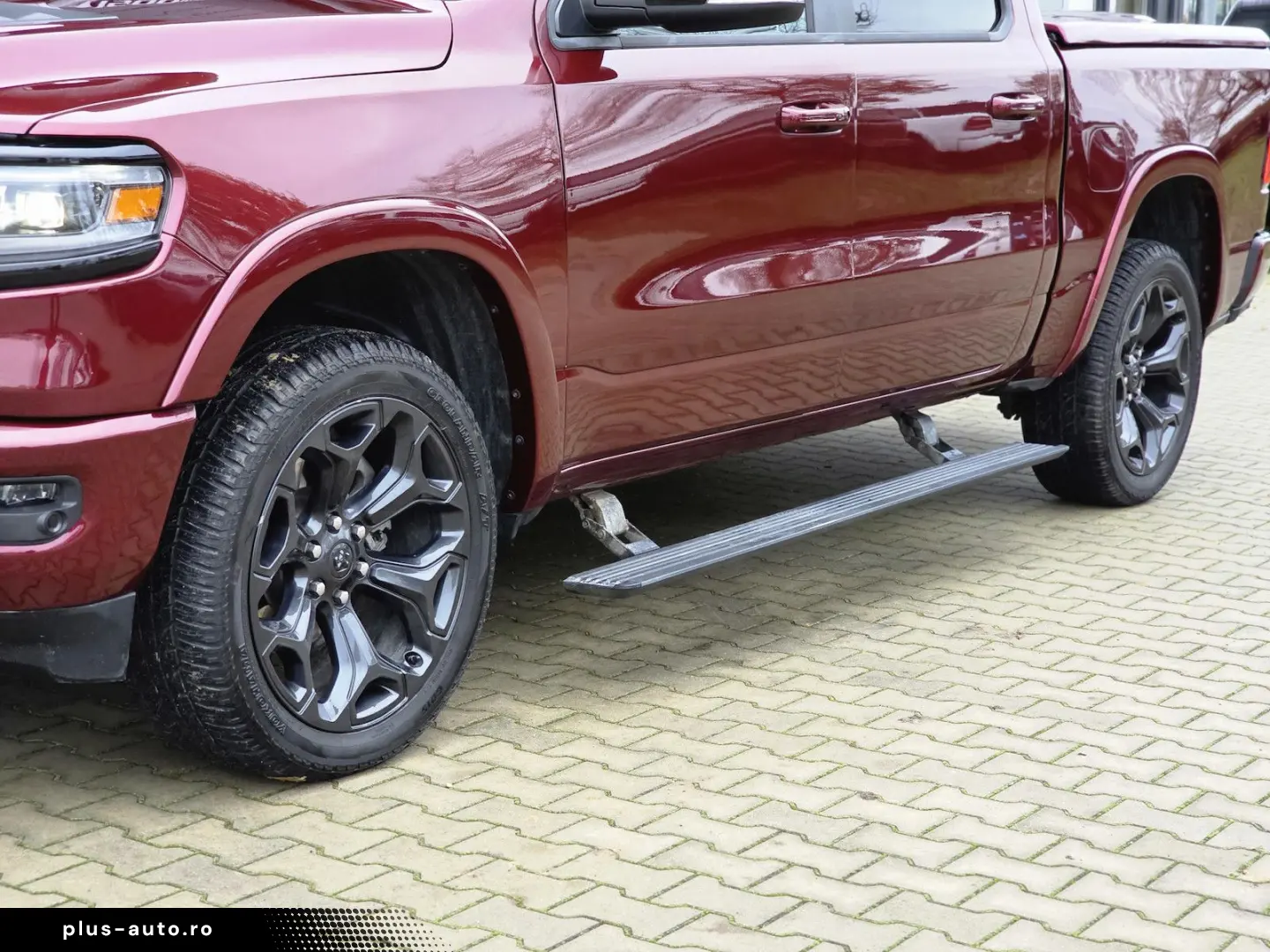 DODGE RAM 1500 5.7 4x4 Limited LED HUD ACC H&K LPG