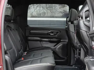 DODGE RAM 1500 5.7 4x4 Limited LED HUD ACC H&K LPG