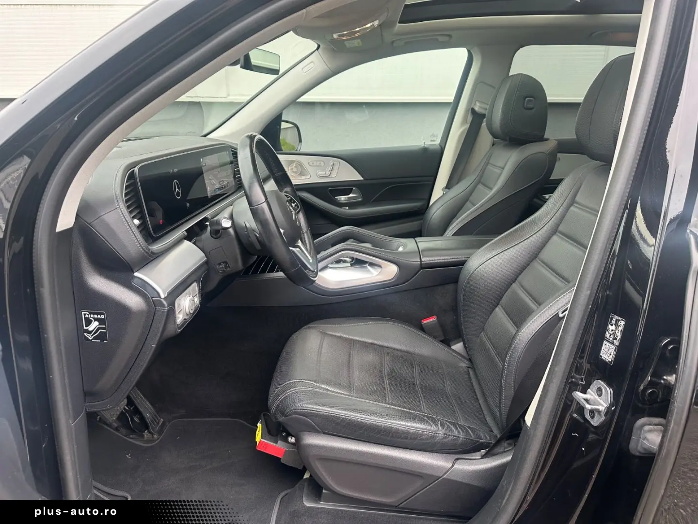 MERCEDES-BENZ GLE 350d 4M AMG PAN DISTR BURM HUD SOFTC 21