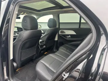 MERCEDES-BENZ GLE 350d 4M AMG PAN DISTR BURM HUD SOFTC 21