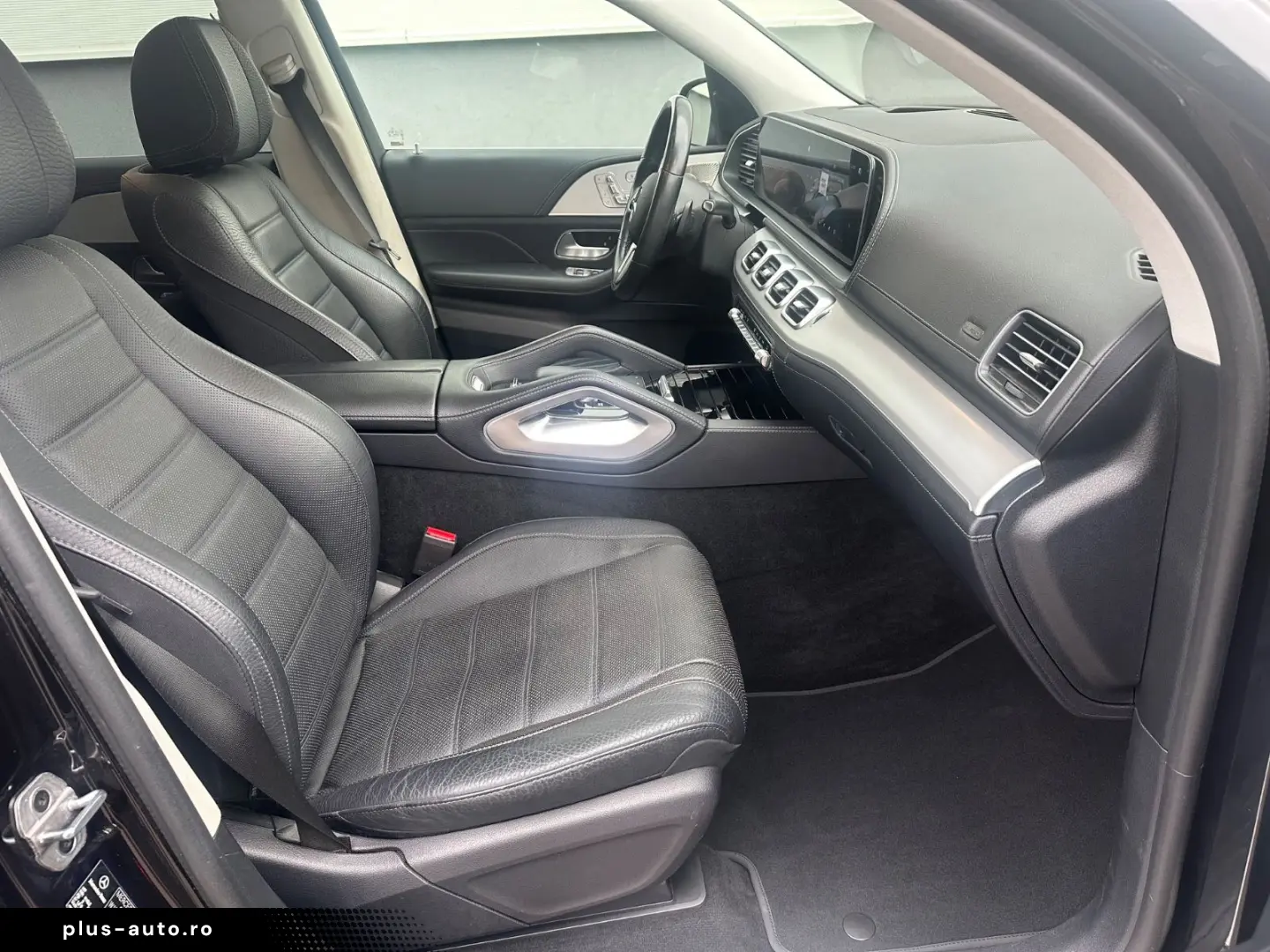 MERCEDES-BENZ GLE 350d 4M AMG PAN DISTR BURM HUD SOFTC 21