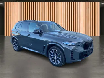 BMW X5 M60 i xDrive SkyLounge