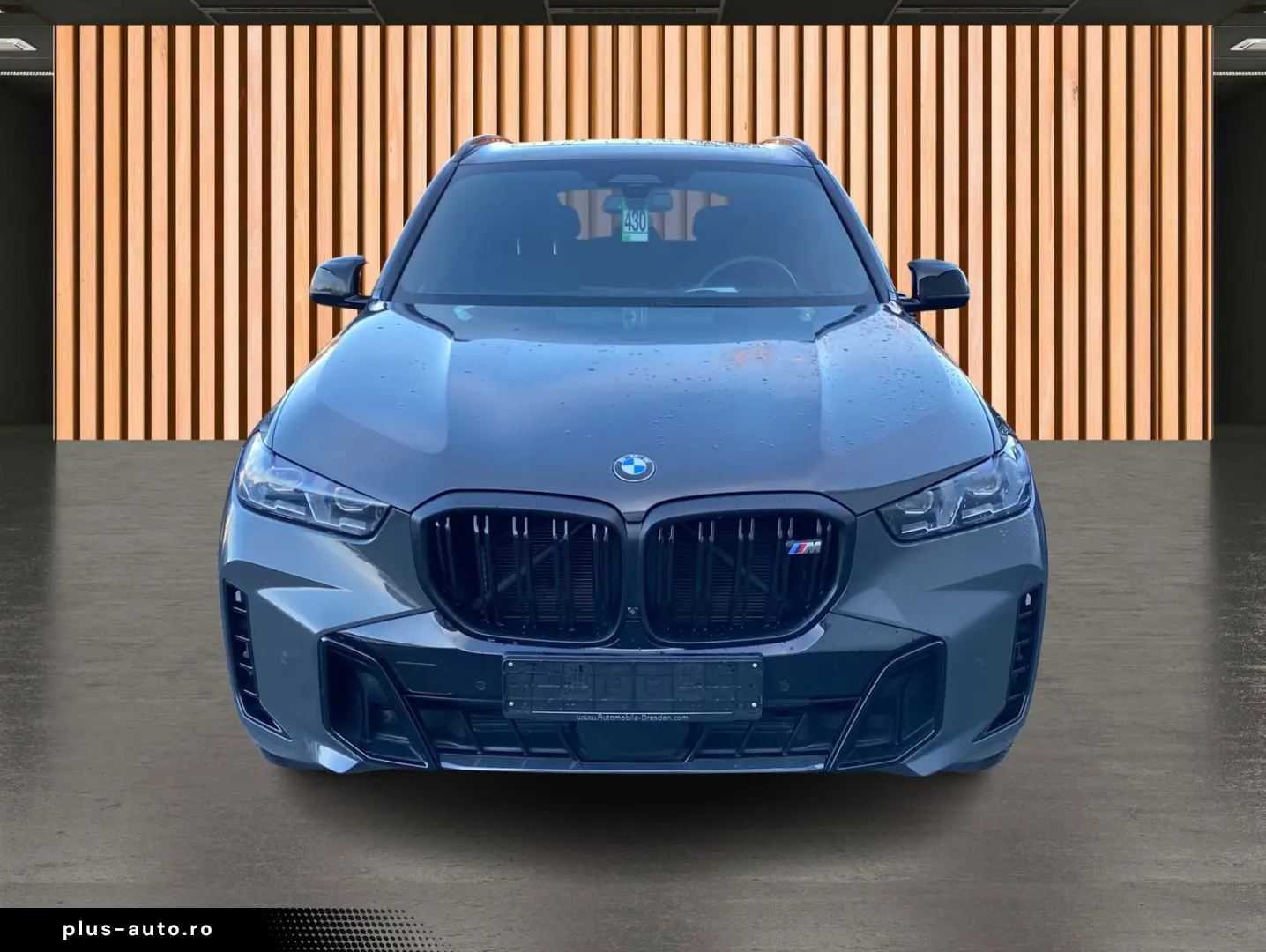 BMW X5 M60 i xDrive SkyLounge